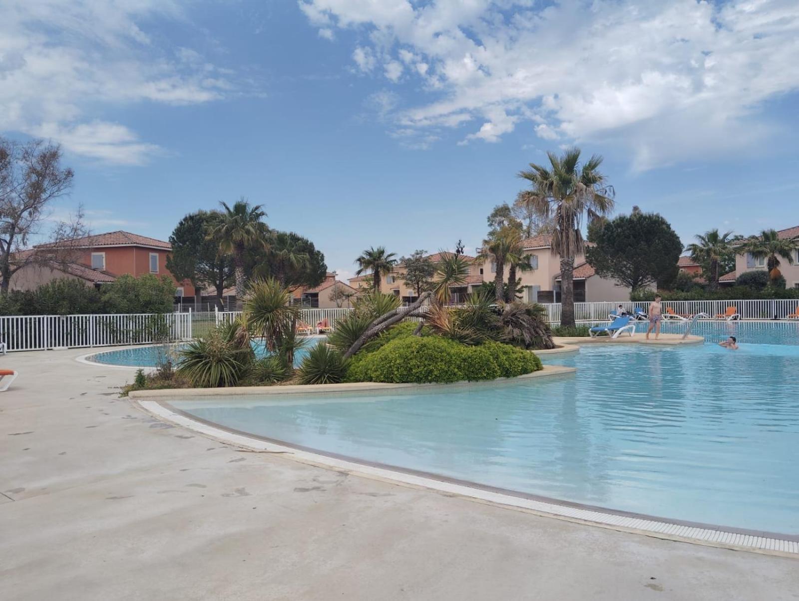 Le Domaine Du Golf ***. Lieu-Dit Launac-Le-Vieux 1 Chemin De L'Aire 34690 ファブレーグ エクステリア 写真